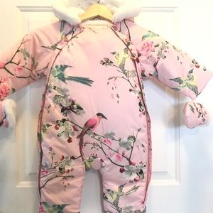 Baby girl snowsuit ❄️🎀